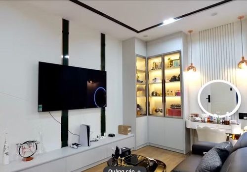 Mọi vật dụng đầy đủ, tiện nghi giúp họ thoải mái tận hưởng sự riêng tư dù sống cùng đại gia đình