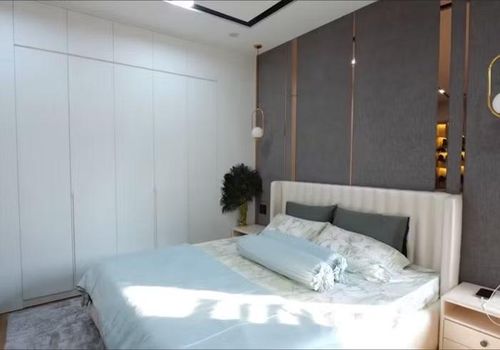 Không gian sinh hoạt riêng của vợ chồng nghệ sĩ như một căn hộ thu nhỏ với sảnh, phòng ngủ, phòng quần áo, toilet...