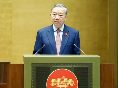 Tổng Bí thư Tô Lâm phát biểu tại phiên khai mạc - Ảnh TTXVN