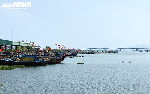 Công trình cảng cá Hồng Triều được kỳ vọng sẽ trở thành điểm neo đậu, giao thương thủy sản quan trọng, góp phần thúc đẩy sinh kế cho hàng trăm hộ ngư dân địa phương.