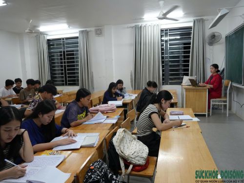 Trường THPT Kỳ Sơn hiện có hơn 2000 học sinh đang theo học.