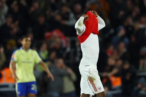  Cuối tuần qua, Arsenal bị loại khỏi FA Cup. 