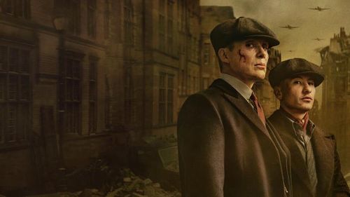 Phong thái lịch lãm của băng đảng Shelby trong Bóng Ma Anh Quốc. - Ảnh: Netflix