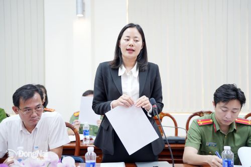 Đại diện các đơn vị phát biểu ý kiến tại buổi làm việc. Ảnh: L.A