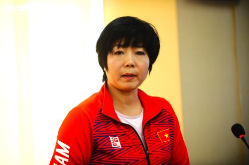 Đại diện Ban Tổ chức trả lời các câu hỏi của báo chí.
