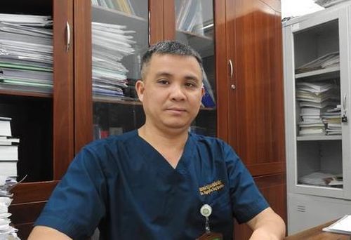 TS.BS Nguyễn Trung Nguyên – Giám đốc Trung tâm Chống độc, Bệnh viện Bạch Mai. Ảnh: Quỳnh Mai.