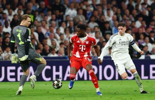 Neuer góp phần giúp Bayern thắng Real.