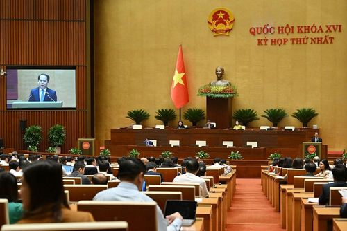 Toàn cảnh phiên họp