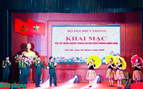 Một tiết mục văn nghệ đặc sắc chào mừng các đại biểu và thí sinh dự hội thi. Ảnh: Thanh Xuân