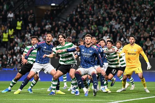Arsenal luôn tỏ ra nguy hiểm trong các tình huống dàn xếp đá phạt