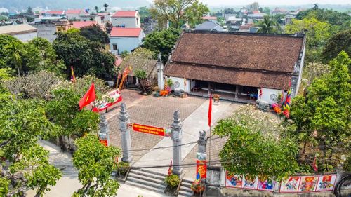 Sau nhiều thăng trầm của lịch sử, kiến trúc của đình làng Phú Điền vẫn được bảo tồn khá tốt, và đây là một trong những ngôi đình điển hình của người Việt xưa.