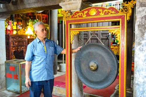 Ông Nguyễn Văn Minh, thủ từ đình Phú Điền chia sẻ: “Bà Triệu không chỉ là vị nữ tướng anh hùng của dân tộc, với Nhân dân Phú Điền suốt cả nghìn năm qua, bà chính là vị thần đã giúp đỡ, phù trợ cho sự phát triển, no đủ và yên lành của người dân chúng tôi”.