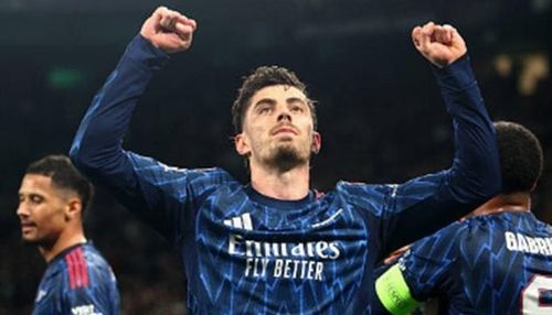 Kai Havertz - 7.1 điểm (Thay cho Leandro Trossard, phút 75) Vào sân để thay đổi cục diện, Havertz một lần nữa sắm vai người hùng của Arsenal. Pha di chuyền thông minh đón đường chuyền của Martinelli và cú dứt điểm lạnh lùng ở phút bù giờ đã mang về chiến thắng quý giá, khẳng định cái duyên ghi bàn trong những trận cầu lớn của anh.