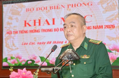 Đại tá Nguyễn Văn Khanh - Phó Tham mưu trưởng Bộ đội Biên phòng phát biểu khai mạc hội thi.