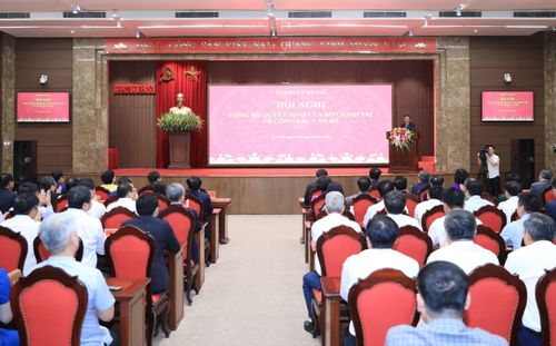 Toàn cảnh hội nghị. Ảnh: Quang Thái.
