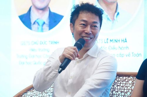 GS David Trần - ĐH Massachusetts, Boston, Mỹ, đồng thời Phụ trách Chương trình Blockchain tại Viện Nghiên cứu Cao cấp về Toán; Phó Chủ tịch Hội đồng Viện công nghệ và kinh tế số, Đại học Bách khoa Hà Nội