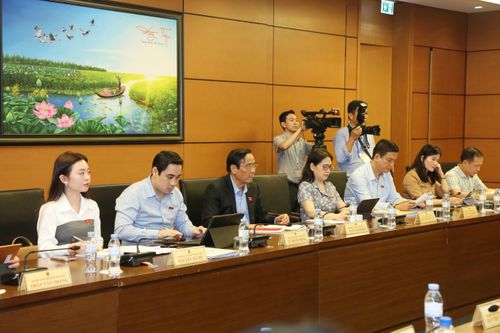 Các đại biểu tham dự phiên thảo luận