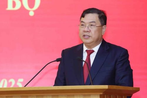 Phó Thủ tướng Chính phủ Phạm Gia Túc.