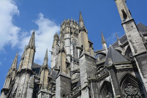 Nhà thờ cổ kính ngàn năm tuổi Rouen được tái hiện tới 30 trong những bức tranh của danh họa Pháp Claude Monet. Ảnh: Pixels.com