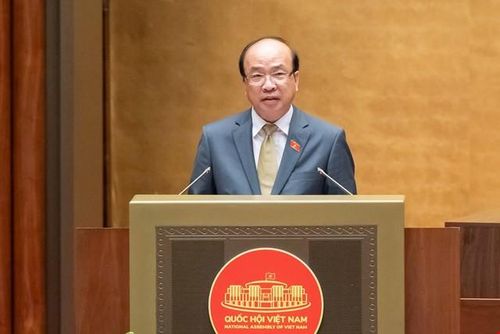 Chủ nhiệm Ủy ban Pháp luật và Tư pháp Phan Chí Hiếu.