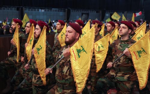  Lực lượng Hezbollah trong ngày kỷ niệm Ngày Liệt sĩ Hezbollah hàng năm tại vùng ngoại ô phía nam Beirut (Lebanon) năm 2022. Ảnh: Reuters.