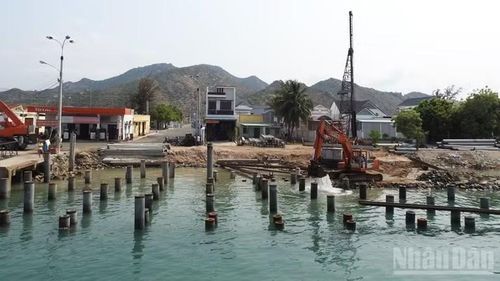 Những công trình hạ tầng tại phường Ninh Chử đang dần hoàn thiện, mở ra không gian phát triển mới trong tương lai.