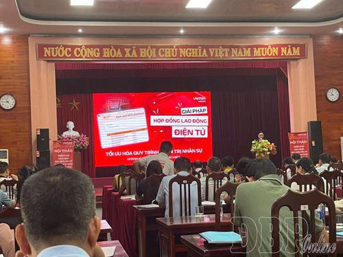 Sở Nội vụ phối hợp với Viettel Điện Biên triển khai thực hiện Nghị định 337/2025/NĐ-CP ngày 24/12/2025 của Chính phủ quy định về hợp đồng lao động điện tử.