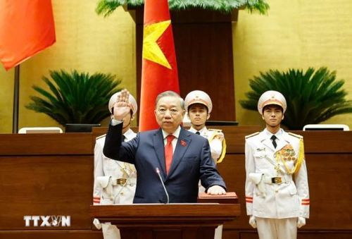 Tổng Bí thư Tô Lâm được Quốc hội bầu giữ chức Chủ tịch nước với số phiếu 100% thể hiện tín nhiệm rất cao của Quốc hội và sự tập trung, đoàn kết, thống nhất về ý chí và hành động.