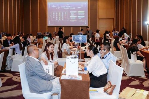 Hoạt động giao thương giữa các doanh nghiệp du lịch Hàn Quốc và Việt Nam. Ảnh: KTO.