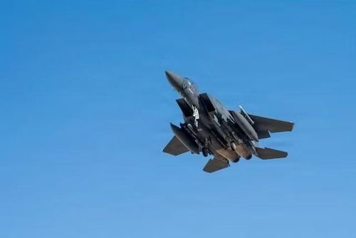 Chính vì vậy theo các nhà phân tích, không loại trừ khả năng Iran đã giấu hệ thống S-300PMU-2 này ở một nơi khác và trận địa trên chỉ là mồi nhử.
