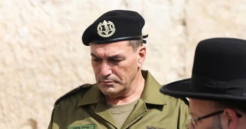 Tướng Eyal Zamir của quân đội Israel. Ảnh: Reuters.