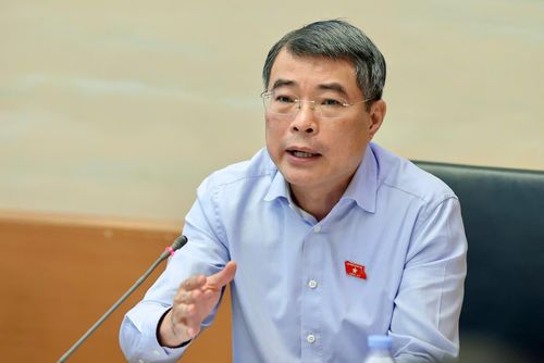  Thủ tướng: Thể chế phải là con đường thông thoáng cho cỗ xe kinh tế của Việt Nam phát triển. Ảnh: Tùng Linh.