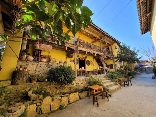  Homestay Motogo ở trung tâm bản Lô Lô Chải. Ảnh: Hồng Nhung. 