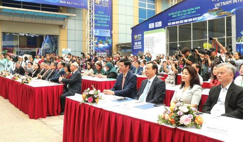 Các đại biểu dự Lễ khai mạc VITM 2026