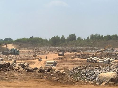 Tại công trường dự án nghĩa trang An Viên Trảng Bom