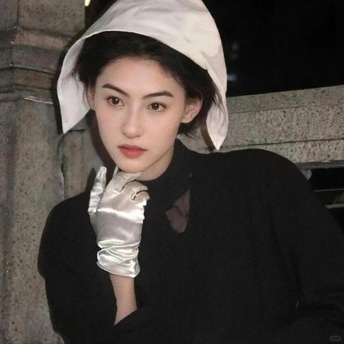 Nhan sắc "đỉnh cao" của Trương Bá Chi thời trẻ. Nguồm: Xiaohongshu.