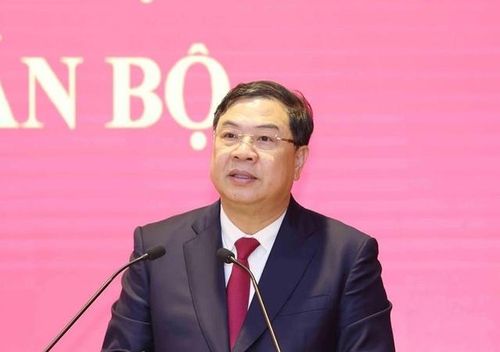 Phó Thủ tướng Thường trực Chính phủ Phạm Gia Túc.