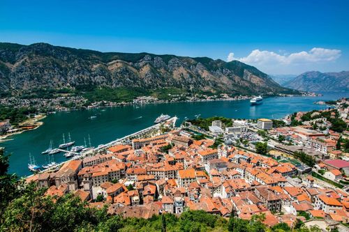Montenegro đặt mục tiêu gia nhập EU vào năm 2028. Ảnh: AP.