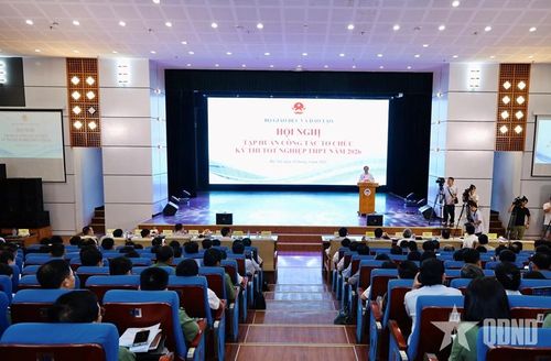 Hội nghị tập huấn công tác tổ chức Kỳ thi tốt nghiệp THPT năm 2026.