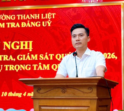Phó Bí thư Thường trực Đảng ủy phường Lý Duy Xuân phát biểu chỉ đạo tại hội nghị. Ảnh: PV