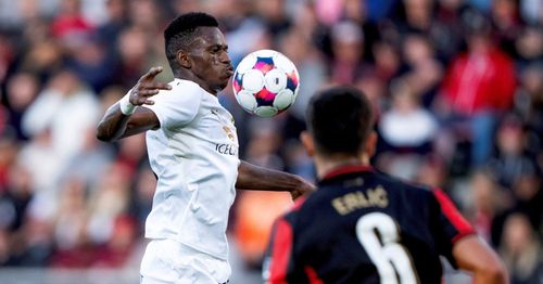 Toure trải qua hành trình dài để chuẩn bị cùng Australia dự World Cup 2026.