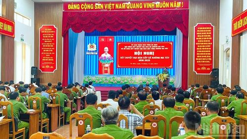 Phòng Tham mưu Công an tỉnh Cà Mau tham mưu tổ chức Hội nghị xét duyệt địa bàn cấp xã không ma túy năm 2025.