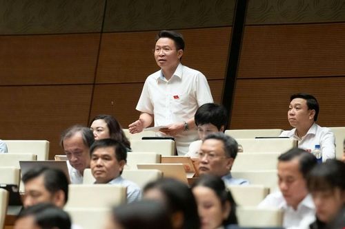 Thiếu tướng Nguyễn Minh Tuấn – Giám đốc Công an tỉnh Phú Thọ (đoàn Phú Thọ) phát biểu.