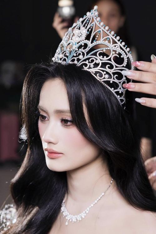 Ý Nhi từng chia sẻ với SAOstar kế hoạch quan trọng lúc này là hoàn thành việc học.