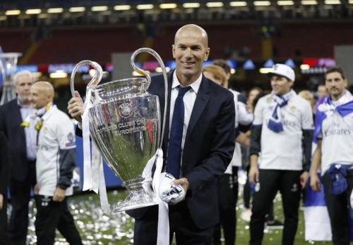 Là một huyền thoại trong làng bóng đá, Zinedine Zidane là một trong số ít người thành công trên cả tư cách cầu thủ lẫn HLV. Ảnh: Reuters.
