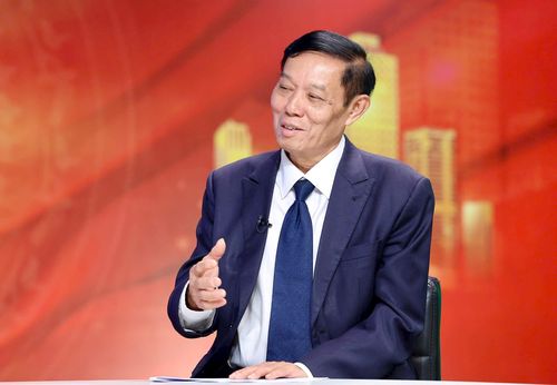 PGS.TS Bùi Tất Thắng - Nguyên Viện trưởng Viện Chiến lược Phát triển, Bộ Kế hoạch và Đầu tư. Ảnh: Viết Thành