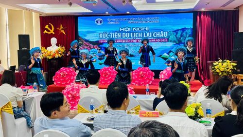 Nền tảng văn hóa bản địa phong phú tạo chất liệu cho du lịch cộng đồng ở Lai Châu phát triển