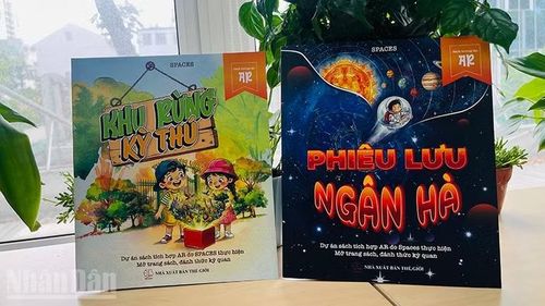 Bìa bộ sách thiếu nhi có tích hợp công nghệ AR.