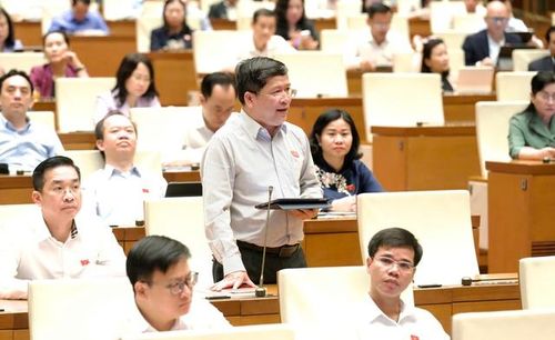 ĐBQH Tạ Văn Hạ (Ảnh: Media Quốc hội).