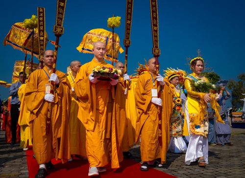 Hàng trăm chức sắc tôn giáo tham gia hành lễ vía Đức Bồ Tát Quán Thế Âm.